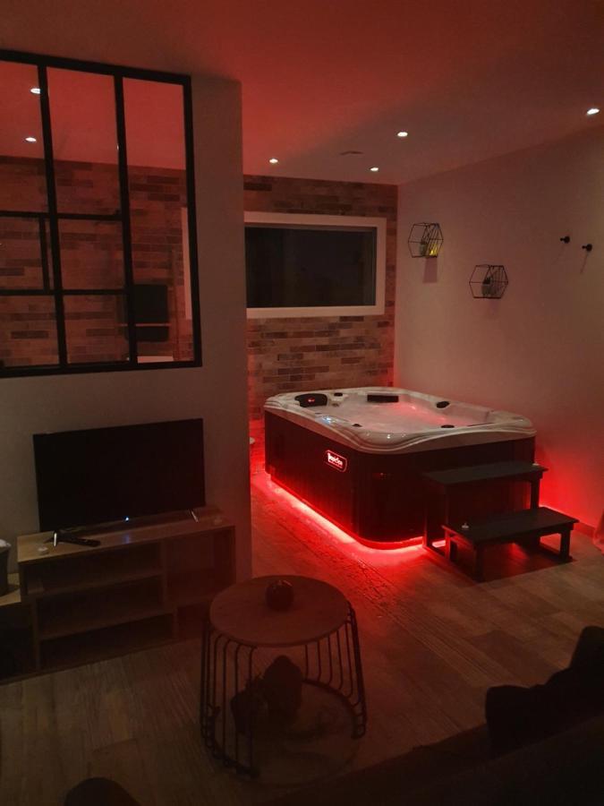 Instant Secret Bed & Breakfast Pourrieres Bagian luar foto